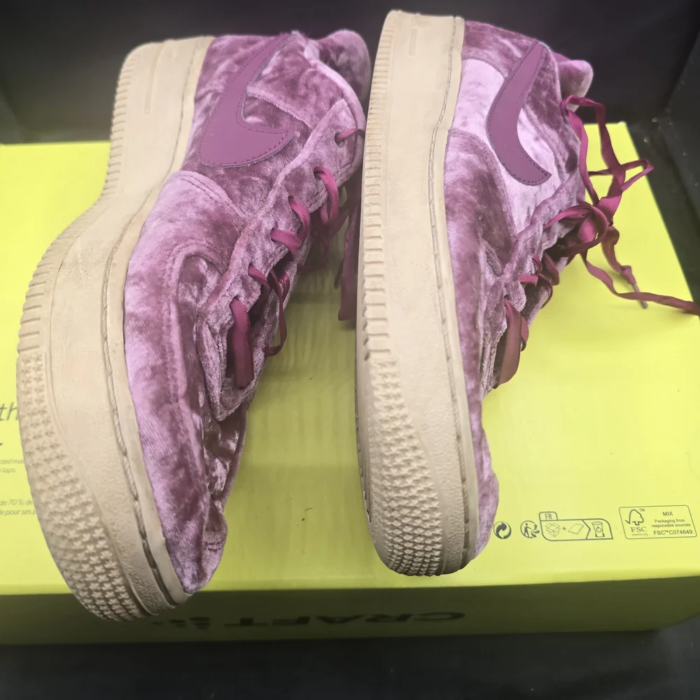 Nike Women's Sneakers‎ in Velvet Pink